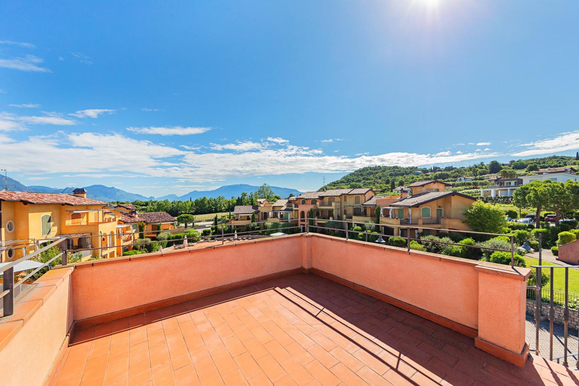 Borgo Del Torchio Apartments By Wonderful Italy Manerba del Garda Eksteriør billede