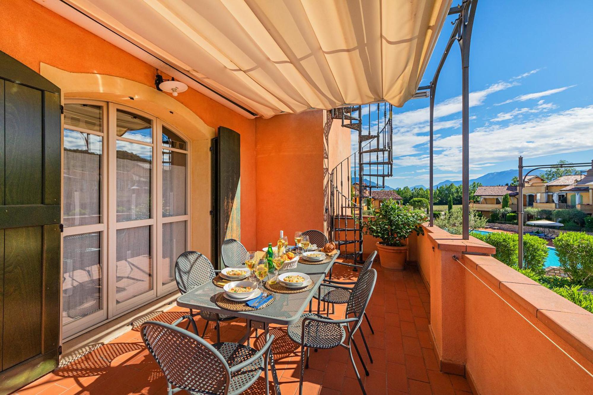 Borgo Del Torchio Apartments By Wonderful Italy Manerba del Garda Eksteriør billede