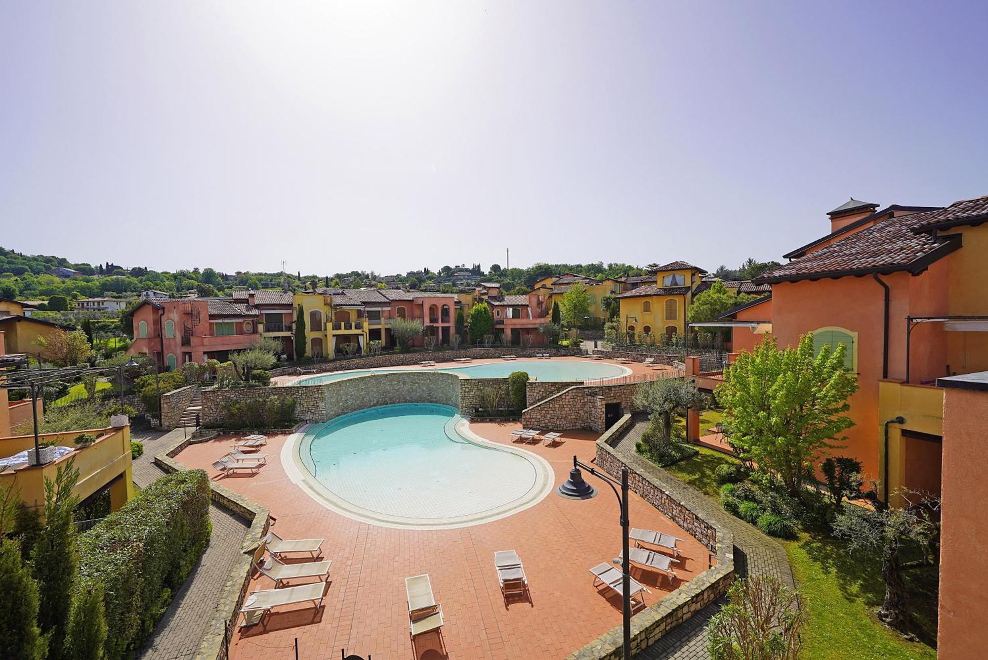 Borgo Del Torchio Apartments By Wonderful Italy Manerba del Garda Eksteriør billede