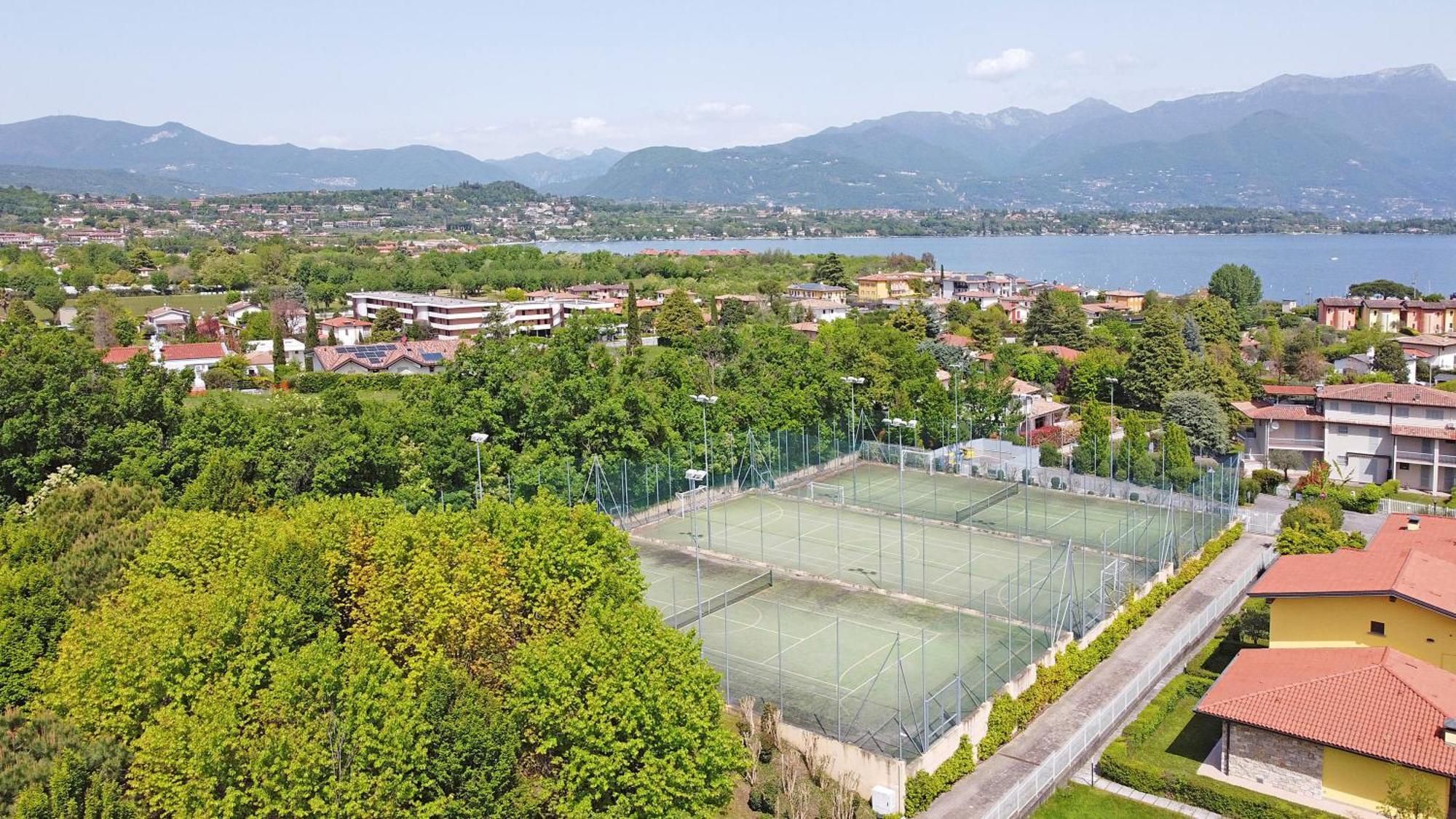 Borgo Del Torchio Apartments By Wonderful Italy Manerba del Garda Eksteriør billede