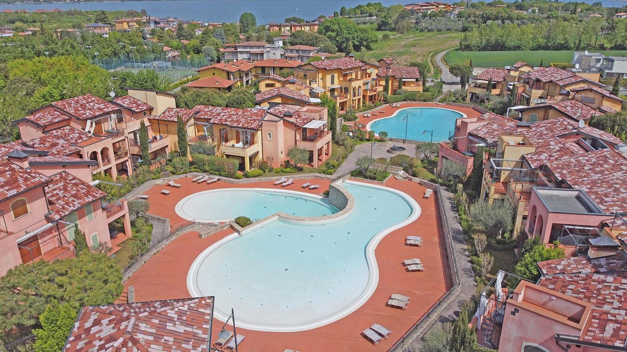 Borgo Del Torchio Apartments By Wonderful Italy Manerba del Garda Eksteriør billede